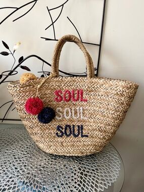 NWT Soulcycle 'Soul Soul Soul' Raffia Straw Beach Bag Tote with Pom Pom Design
